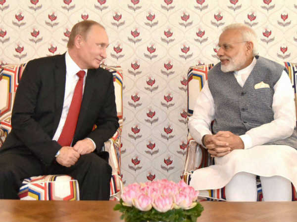 Prime Minister Narendra Modi meets Russian President Vladimir Putin