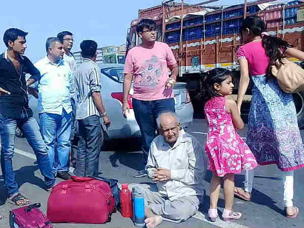 rajkot ahmedabad highway accident