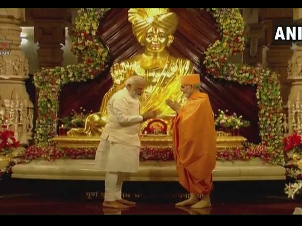 pm modi in akshardham