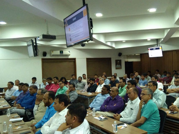 mansukh mandaviya mansukh mandaviya