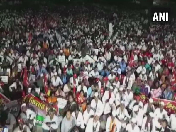 farmer march farmer march