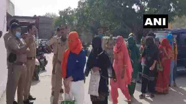 sex racket sex racket