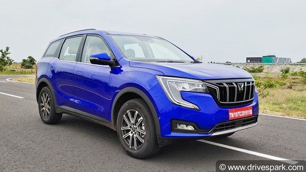 Mahindra XUV700 Mahindra XUV700