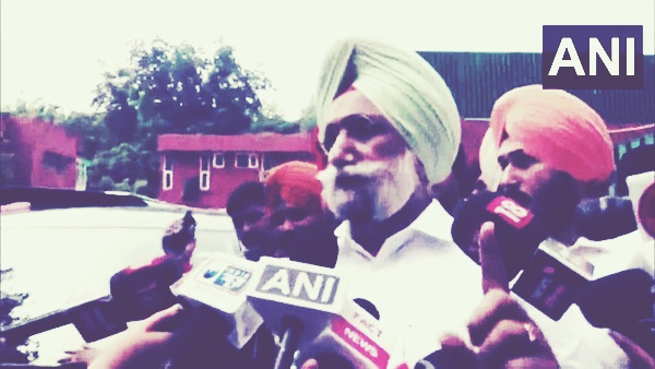 Sukhjinder Randhawa Sukhjinder Randhawa