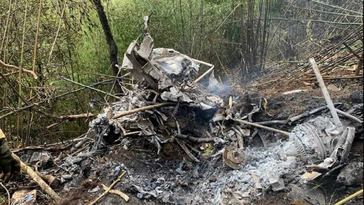 helicopter crash helicopter crash