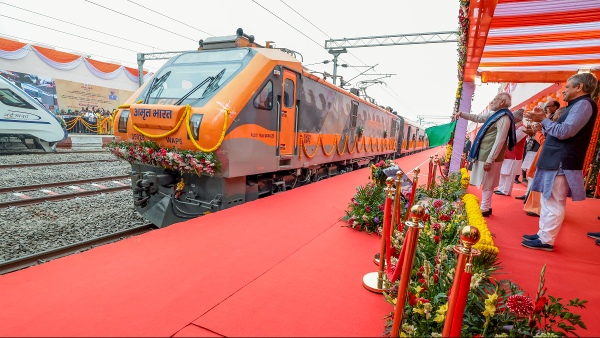 vande bharati train - railway