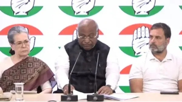 sonia-rahul-kharge sonia-rahul-kharge