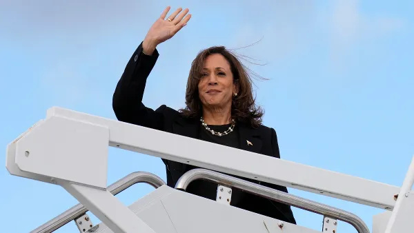 Kamala Harris wins Hawaii