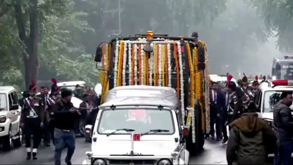 Manmohan Singh Raincoat Story