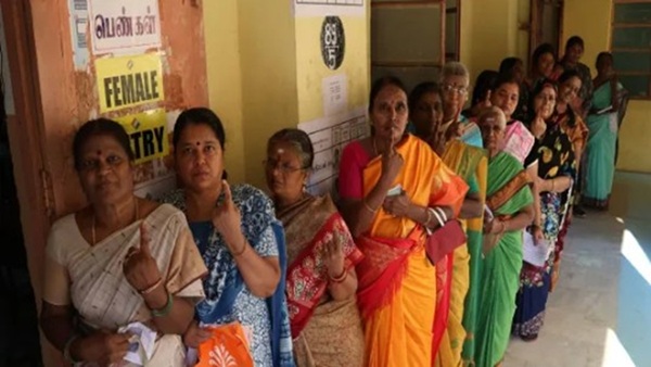 female voter