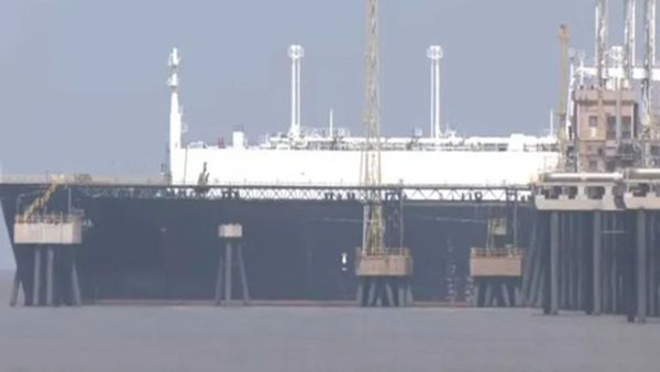 LNG carrier Disha successfully docking at Dahej port LNG carrier Disha successfully docking at Dahej port