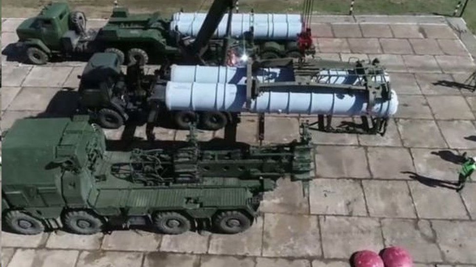 રશિયાની એસ-400 મિસાઇલ ડિફેન્સ સિસ્ટમની તસવીર