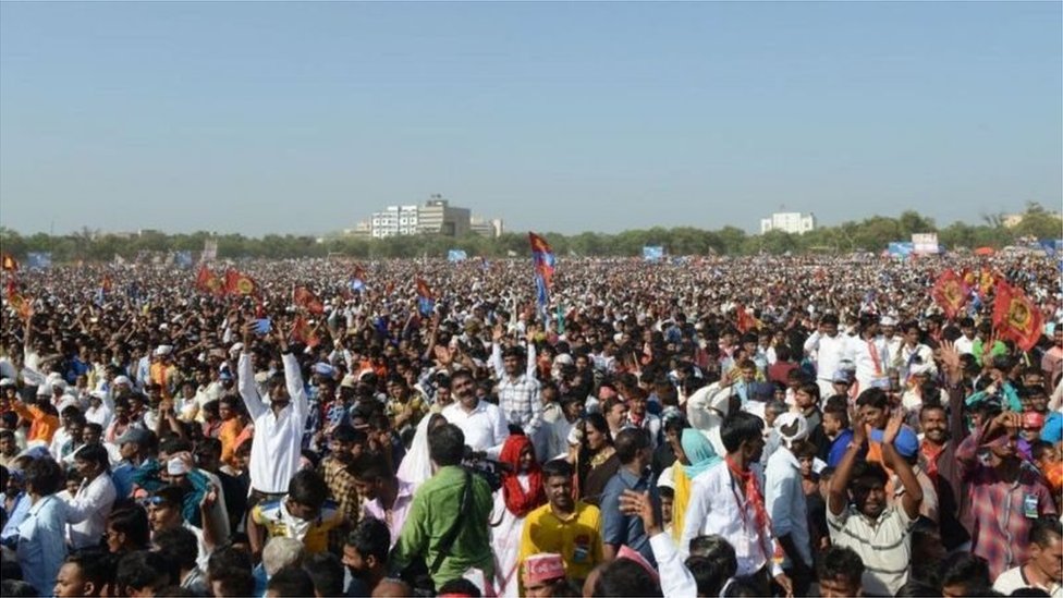 ચૂંટણી રેલીની તસવીર