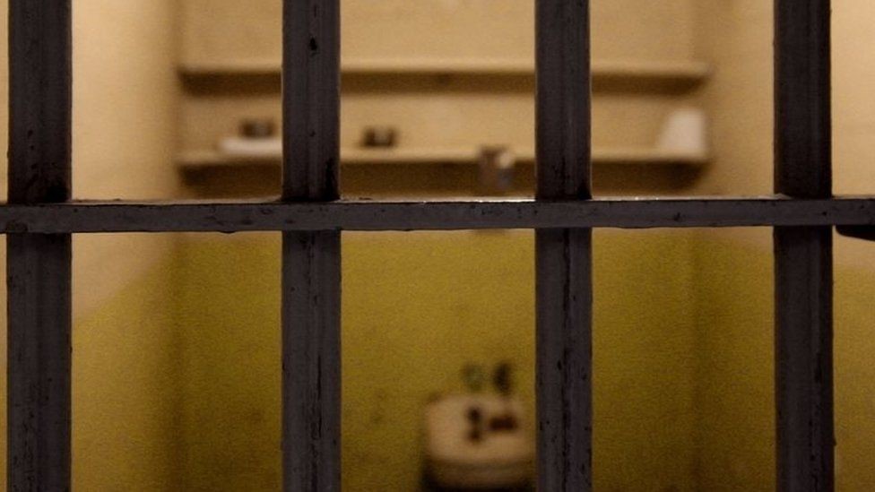 પ્રતીકાત્મક તસવીર