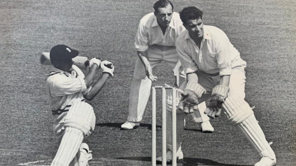 1959માં ઇંગ્લૅન્ડ સામે બેટિંગ કરતા દત્તાજી ગાયકવાડ