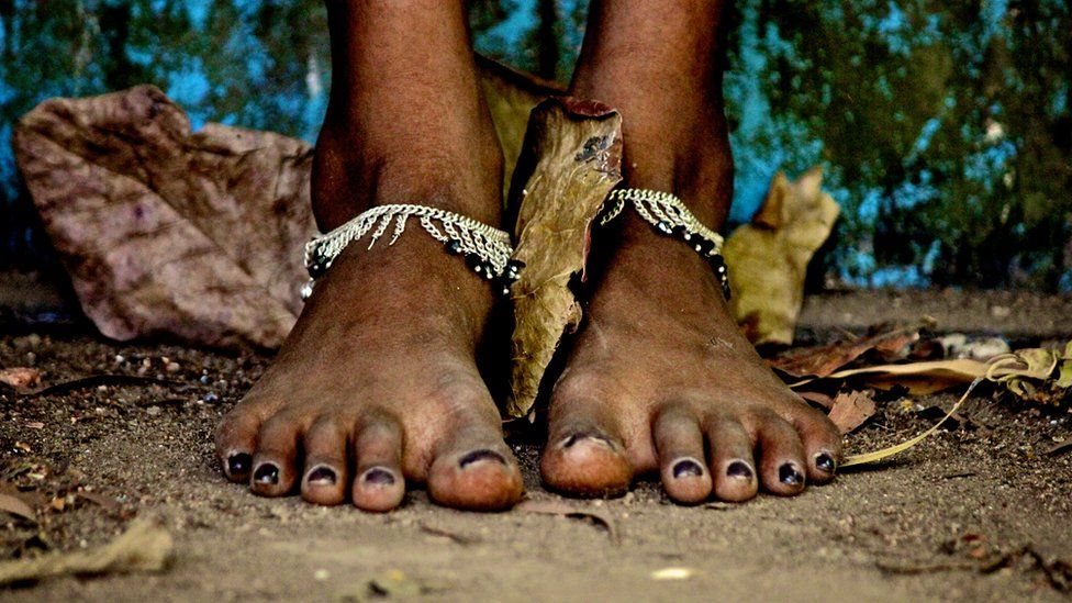 ચિત્રા સાતમા ધોરણમાં હતાં ત્યારે તેમનાં લગ્ન થઈ ગયાં હતાં