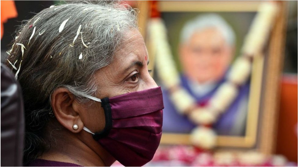 નિર્મલા સીતારમણ નિર્મલા સીતારમણ