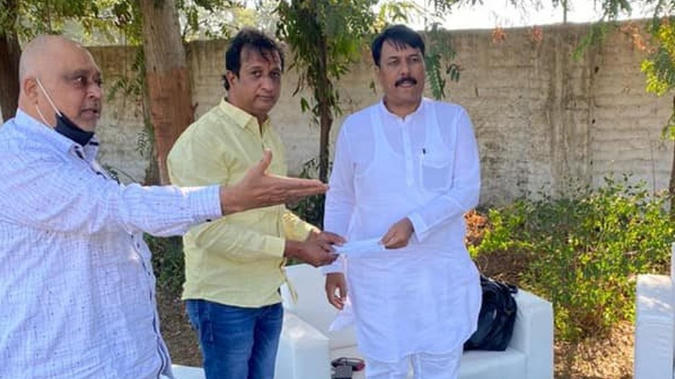 અમિત ચાવડાને રાજીનામું આપતાં ઇમરાન ખેડાવાલા