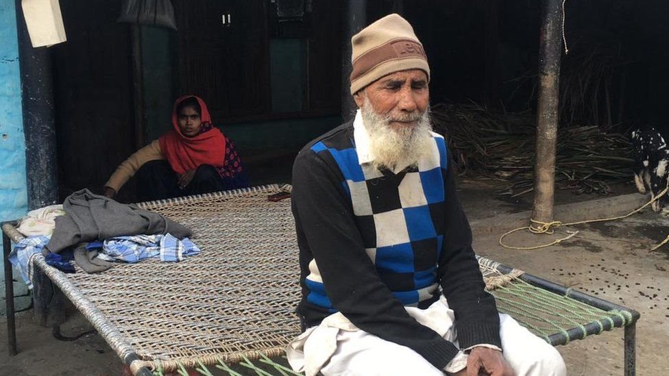 ઔવેસના પિતા મોહમ્મદ રફિક ઔવેસના પિતા મોહમ્મદ રફિક