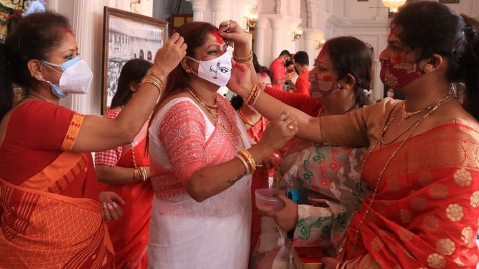 મહિલાઓ