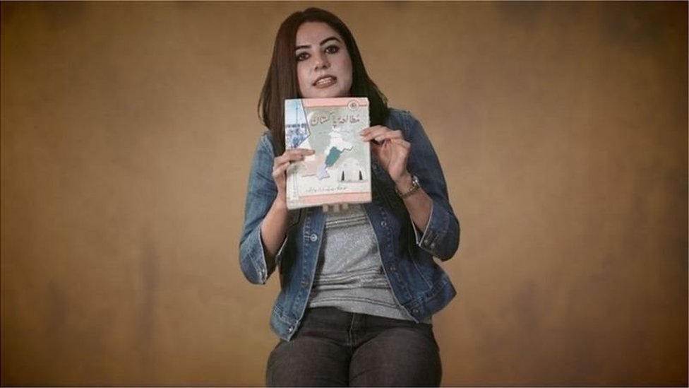 પાકિસ્તાનની કુલ વસતીના 3.5 ટકા લોકો બિન-મુસ્લિમ છે.