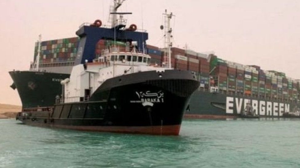 સુએઝ નહેર ઇજિપ્તની 193 કિલોમિટરની નૌગમ્ય નહેર છે જે ભૂમધ્યસાગરને રાતા સમુદ્ર સાથે જોડે છે