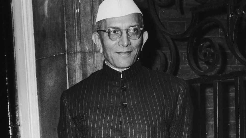 મોરારજી દેસાઈ