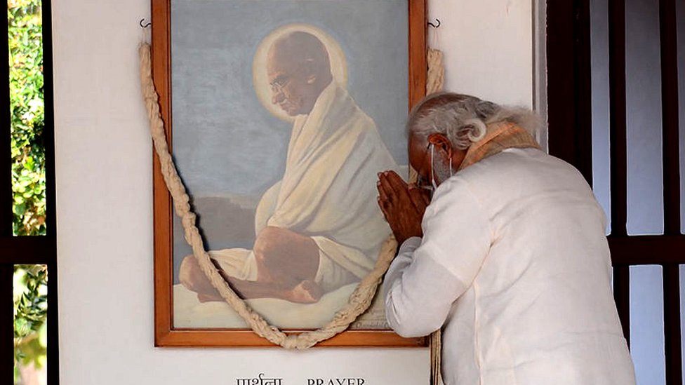 માર્ચ 2021માં જ્યારે નરેન્દ્ર મોદી ગાંધી આશ્રમની મુલાકાતે આવ્યા