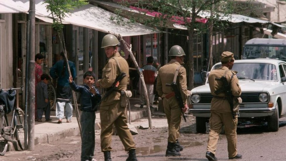 રશિયા અને અફઘાનિસ્તાનના યુદ્ધમાં લગભગ 15 લાખ લોકો માર્યા ગયા અને 50 લાખ લોકો નિરાશ્રિત બન્યા હતા