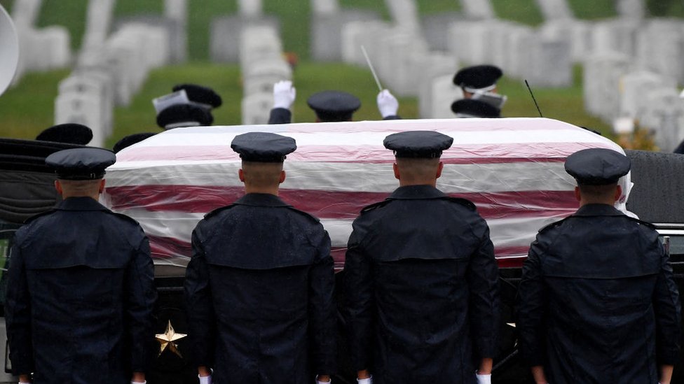 2001થી અત્યાર સુધી અફઘાનિસ્તાનમાં 3,500 સૈનિકોનાં મૃત્યુ થયાં હતાં, જે પૈકી બે તૃતિયાંશ અમેરિકન હતા