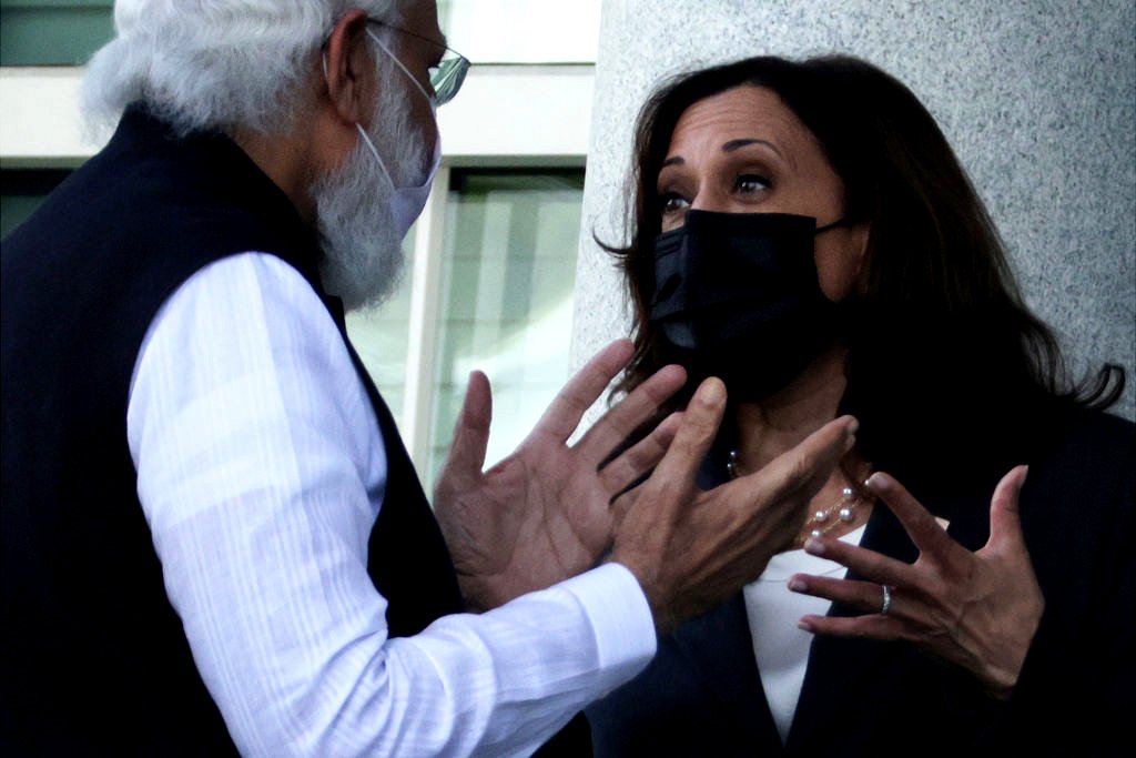 મોદી અને કમલા હૅરિસ