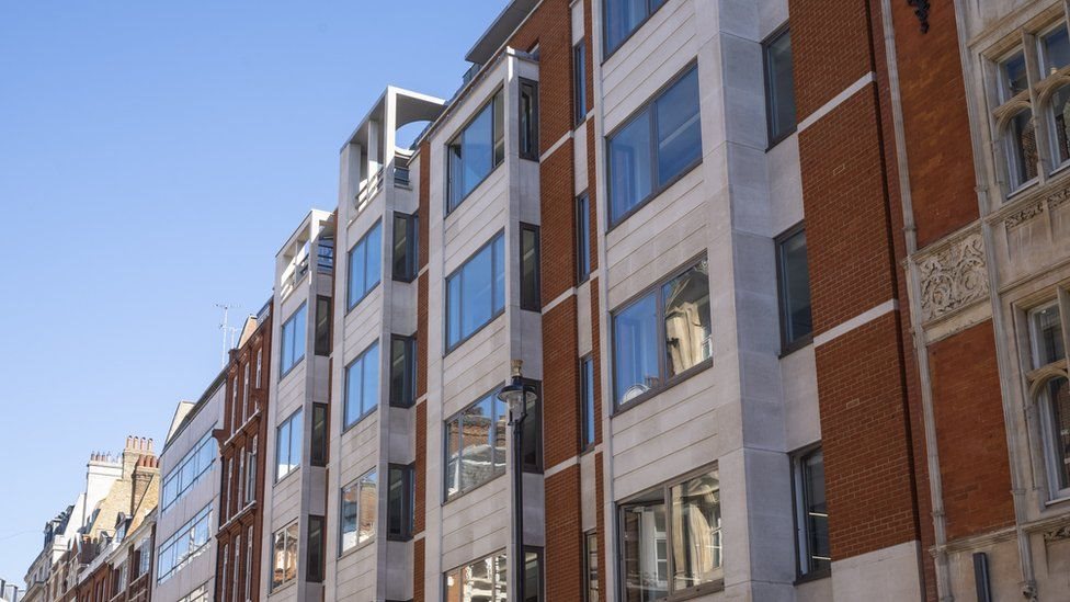 બિલ્ડિંગ