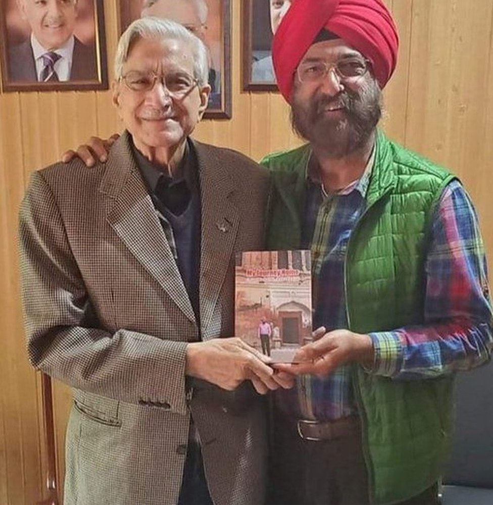 ડૉક્ટર તરુણજિતસિંહ બોતાલિયા અને મહમૂદ બશીર વર્ક ડૉક્ટર તરુણજિતસિંહ બોતાલિયા અને મહમૂદ બશીર વર્ક