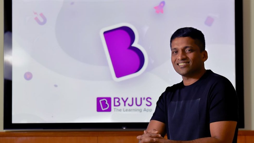 બીબીસીએ એવાં ઘણાં માતાપિતા સાથે વાત કરી જેમણે કહ્યું કે તેમને પણ ક્યારેય વન-ટુ-વન ટ્યુશન અને બાળકની પ્રગતિના મૂલ્યાંકન માટે અલાયદા મૅન્ટર જેવી સુવિધાઓ નથી મળી