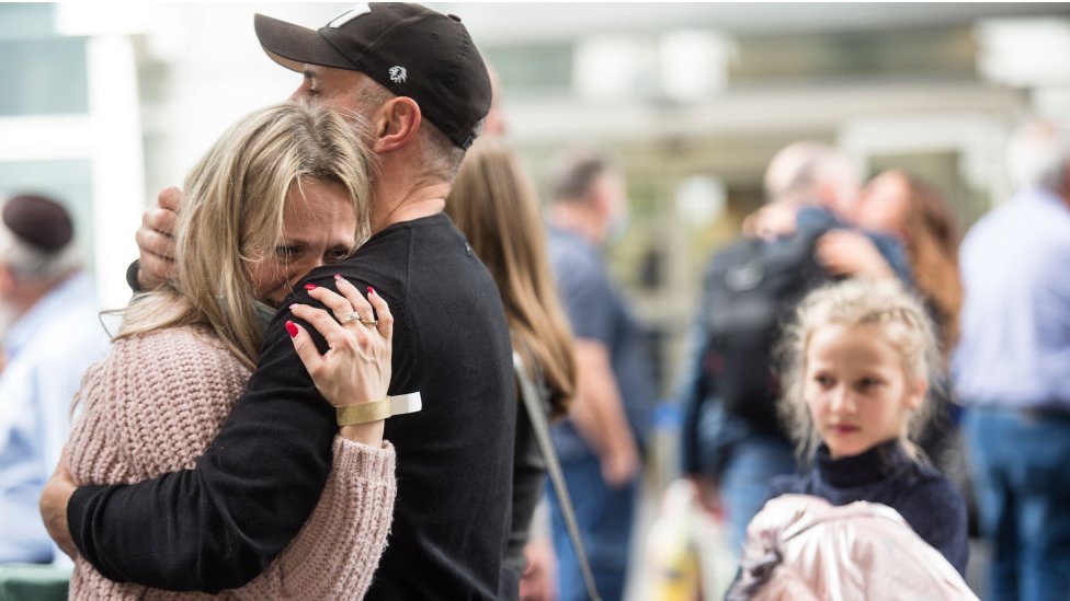 કેટલીક આંતરરાષ્ટ્રીય કંપનીઓએ પણ યુક્રેન સંઘર્ષ મામલે રશિયામાં પોતાના કારોબાર સંકેલીને વિરોધ પ્રકટ કર્યો છે