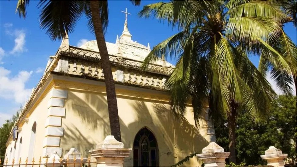 ટ્રંકીબાર