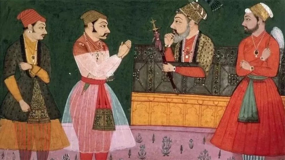 નાયકની સેનાએ 1645 અને 1648 વચ્ચે બે વખત ટ્રેંક્વિબાર પર આક્રમણ કર્યું હતું