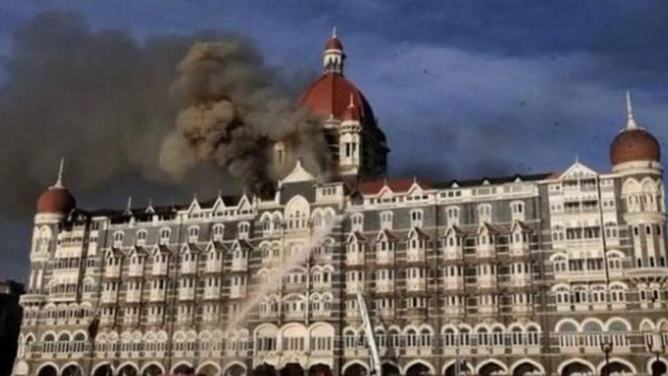 26 નવેમ્બર, 2008ના રોજ મુંબઈમાં દસ ઉગ્રવાદીઓએ હુમલો કર્યો હતો