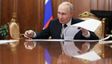 Putin Under Threat: बंकर में छुपे पुतिन? जान जाने का मंडरा रहा खतरा या तख्तापलट का डर? रिपोर्ट में खुलासा!