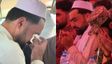 शापूर जादरान को कंधा देकर बिलख पड़े राशिद खान, हजारों लोगों के सामने फूट-फूटकर रोए, वीडियो हुआ वायरल