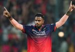 IPL प्लेऑफ़ से पहले RCB को लेकर यश दयाल ने फोड़ा बम, टीम के फैसले को झूठा बताकर किया अहम खुलासा