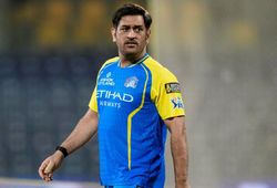 महेंद्र सिंह धोनी को BCCI कितनी पेंशन देती है? क्या IPL से रिटायर नहीं होने का हुआ नुकसान?