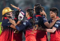 RCB ने किए 4 खिलाड़ी टीम से बाहर, मुंबई इंडियंस-दिल्ली कैपिटल्स के 12 प्लेयर्स रिलीज, पूरी लिस्ट आई सामने