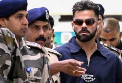 विराट कोहली के साधारण लुक के बीच घड़ी की जबरदस्त चर्चा, कीमत जानकर लोग हो रहे हैरान