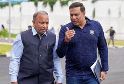 वीवीएस लक्ष्मण को बनाया गया टीम इंडिया का हेड कोच, क्या BCCI मीटिंग में हो गई गौतम गंभीर की छुट्टी?