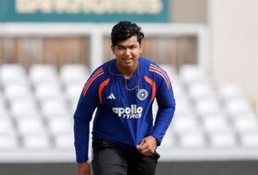 वैभव सूर्यवंशी ने 15 की उम्र में किया भारत के लिए डेब्यू, तोड़ डाला सचिन का 37 साल पुराना रिकॉर्ड