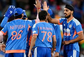 अर्शदीप सिंह ने तोड़ दिया भुवनेश्वर कुमार का बड़ा रिकॉर्ड, बन गए भारत के लिए ऐसा करने वाले पहले खिलाड़ी