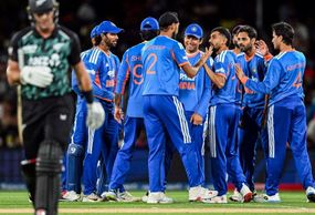 टीम इंडिया ने फाड़ डाली रिकॉर्ड बुक, किया ऐसा कारनामा जो दुनिया में कोई टीम नहीं कर पाई
