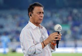 सुनील गावस्कर ने पिच पर सवाल खड़े करने वालों को घेरा, गेंदबाजों पर भड़कते हुए दिया करारा जवाब