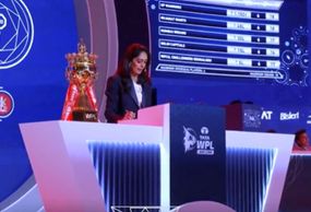 WPL 2027 Auction: सोफी मोलिन्यू पर बरसे करोड़ों, किस खिलाड़ी को मिली सबसे बड़ी रकम, देखें पूरी लिस्ट